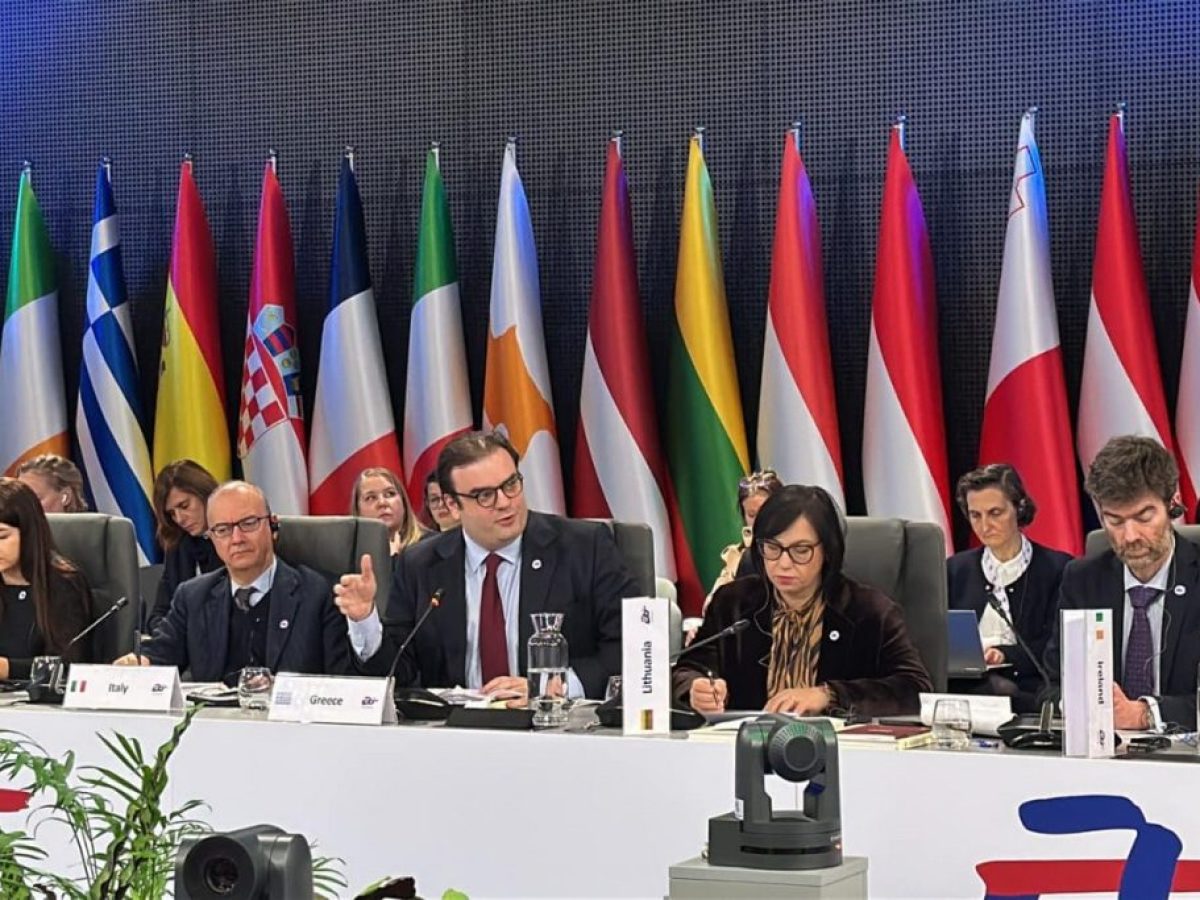 Στο Παρίσι ο Πιερρακάκης τη Δευτέρα για τη G7