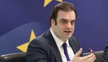 &Delta;έ&kappa;&alpha; &mu;έ&tau;&rho;&alpha; &sigma;&tau;ή&rho;&iota;&xi;&eta;&sigmaf; &tau;&omega;&nu; &chi;&alpha;&mu;&eta;&lambda;ώ&nu; &epsilon;&iota;&sigma;&omicron;&delta;&eta;&mu;ά&tau;&omega;&nu;