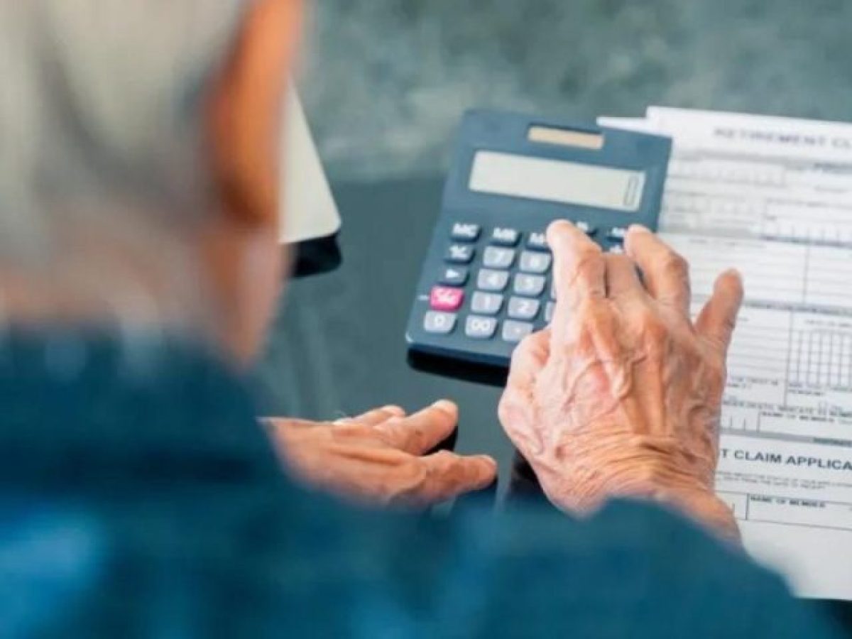 Εργαζόμενοι συνταξιούχοι: Πότε θα προσαυξάνεται η σύνταξη