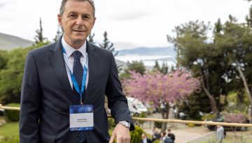 &Iota;. &Kappa;&iota;&tau;&iota;&xi;ή&sigmaf;: &laquo;&Omicron;&iota; &epsilon;&pi;&iota;&chi;&epsilon;&iota;&rho;ή&sigma;&epsilon;&iota;&sigmaf; &theta;έ&lambda;&omicron;&upsilon;&nu; έ&nu;&alpha; &epsilon;&nu;&iota;&alpha;ί&omicron; &epsilon;&rho;&gamma;&alpha;&lambda;&epsilon;ί&omicron; &gamma;&iota;&alpha; &tau;&iota;&sigmaf; &pi;&lambda;&eta;&rho;&omega;&mu;έ&sigmaf;, &eta; Worldline &sigma;&tau;&eta;&nu; &Epsilon;&lambda;&lambda;ά&delta;&alpha; &tau;&omicron; &pi;&rho;&omicron;&sigma;&phi;έ&rho;&epsilon;&iota; &sigma;&epsilon; έ&nu;&alpha; &pi;&epsilon;&rho;&iota;&beta;ά&lambda;&lambda;&omicron;&nu; one-stop shop&raquo;
