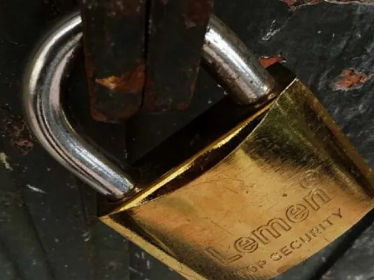 Ελλάδα: Σεισμός στην αγορά! Έρχονται λουκέτα σε 10 πασίγνωστα καταστήματα – Σοκ ποιά είναι τα 2 απο αυτά