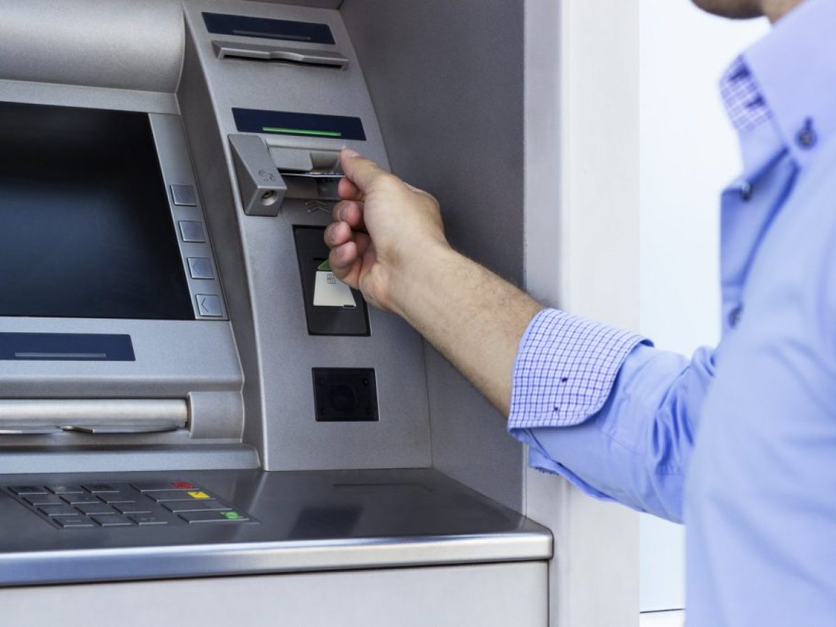 Πληρώνονται τα 150 ευρώ ανά παιδί – Τι ώρα θα εμφανιστούν τα λεφτά στον λογαριασμό σας