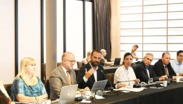 &Delta;&upsilon;&tau;&iota;&kappa;ή &Epsilon;&lambda;&lambda;ά&delta;&alpha;: &Eta; &Pi;&epsilon;&rho;&iota;&phi;έ&rho;&epsilon;&iota;&alpha; &laquo;&pi;&iota;&lambda;ό&tau;&omicron;&sigmaf;&raquo; &gamma;&iota;&alpha; &tau;&omicron;&nu; &Omicron;&Omicron;&Sigma;&Alpha; &sigma;&tau;&eta; &nu;έ&alpha; &sigma;&tau;&rho;&alpha;&tau;&eta;&gamma;&iota;&kappa;ή &alpha;&nu;ά&pi;&tau;&upsilon;&xi;&eta;&sigmaf; &mu;&epsilon;&tau;ά &tau;&omicron; 2027