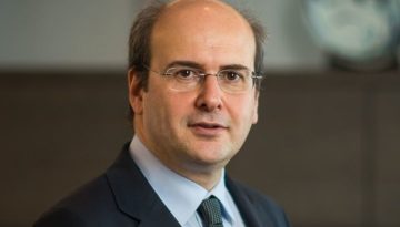 Χατζηδάκης: Ασφάλεια, ταχύτητα και αντιμετώπιση της φοροδιαφυγής με την επέκταση των ψηφιακών συναλλαγών