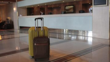 &Pi;&Omicron;&Epsilon;&Epsilon;&Tau;: &Sigma;&epsilon; &epsilon;&phi;&alpha;&rho;&mu;&omicron;&gamma;ή &eta; &alpha;ύ&xi;&eta;&sigma;&eta; 2% &sigma;&tau;&omicron;&upsilon;&sigmaf; &mu;&iota;&sigma;&theta;&omicron;ύ&sigmaf; &tau;&omega;&nu; &xi;&epsilon;&nu;&omicron;&delta;&omicron;&chi;&omicron;ϋ&pi;&alpha;&lambda;&lambda;ή&lambda;&omega;&nu;
