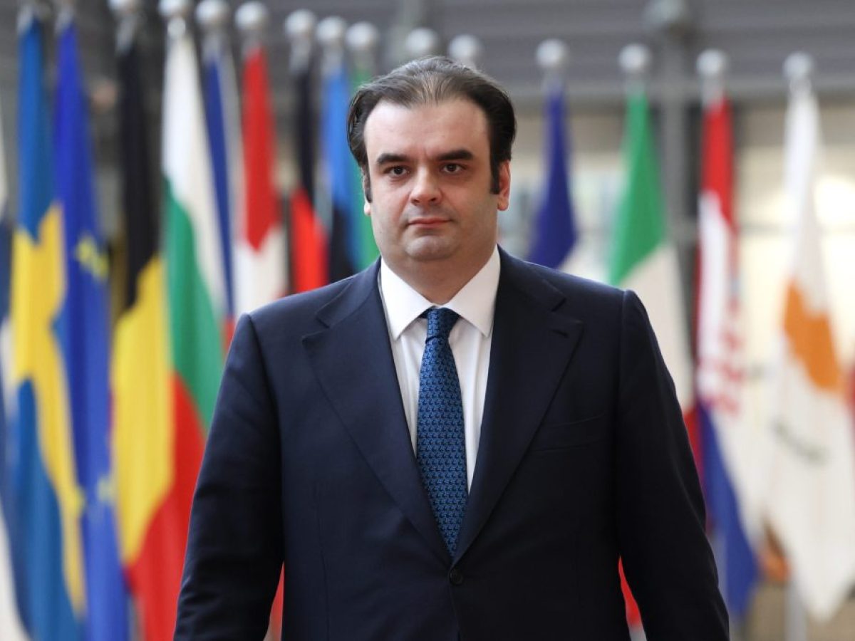 Η Ελλάδα βγαίνει στις αγορές με επανέκδοση 10ετούς ομολόγου