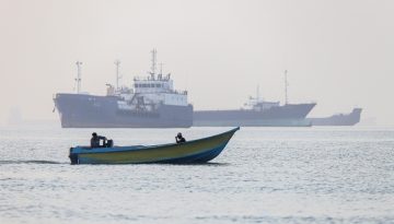 Ιράν: Αποκλειστικά από εμάς η αποναρκοθέτηση των Στενών του Ορμούζ