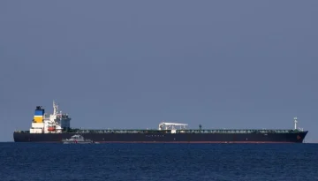 Στα ανοιχτά της Μασσαλίας οδηγήθηκε το κατασχεμένο τάνκερ Deliver, του σκιώδη στόλου της Ρωσίας