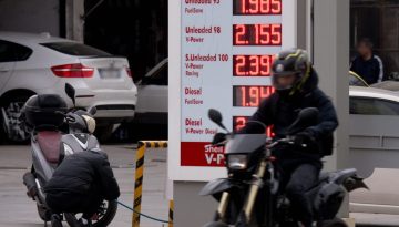 Νευρικότητα στις διεθνείς αγορές – Διακυμάνσεις στις τιμές πετρελαίου