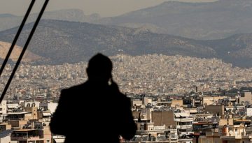 &Tau;&tau;&Epsilon;: &Alpha;ύ&xi;&eta;&sigma;&eta; &kappa;&alpha;&tau;ά 5,1% &sigma;&tau;&iota;&sigmaf; &tau;&iota;&mu;έ&sigmaf; &epsilon;&pi;&alpha;&gamma;&gamma;&epsilon;&lambda;&mu;&alpha;&tau;&iota;&kappa;ώ&nu; &alpha;&kappa;&iota;&nu;ή&tau;&omega;&nu; &tau;&omicron; 2025