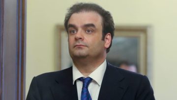 Ο Πιερρακάκης ζητά την εφαρμογή ενιαίων υγιών οικονομικών πολιτικών στην Ευρώπη