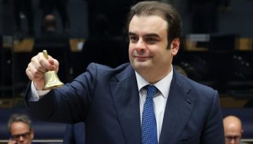 &Pi;&iota;&epsilon;&rho;&rho;&alpha;&kappa;ά&kappa;&eta;&sigmaf;: &Epsilon;&upsilon;&rho;&omega;&pi;&alpha;ϊ&kappa;ά &nu;&omicron;&iota;&kappa;&omicron;&kappa;&upsilon;&rho;&iota;ά & &epsilon;&pi;&iota;&chi;&epsilon;&iota;&rho;ή&sigma;&epsilon;&iota;&sigmaf; &theta;&alpha; &pi;&alpha;&rho;&alpha;&mu;&epsilon;ί&nu;&omicron;&upsilon;&nu; &sigma;&tau;&eta; &sigma;&kappa;&iota;ά &tau;&eta;&sigmaf; &kappa;&rho;ί&sigma;&eta;&sigmaf;