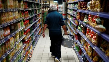 &Pi;&lambda;&eta;&theta;&omega;&rho;&iota;&sigma;&mu;ό&sigmaf;: &Sigma;&tau;&omicron; 5,2% &tau;&omicron;&nu; &Mu;ά&iota;&omicron; &ndash; &laquo;&Phi;&omega;&tau;&iota;ά&raquo; &sigma;&epsilon; &kappa;&alpha;ύ&sigma;&iota;&mu;&alpha;, &epsilon;&nu;&omicron;ί&kappa;&iota;&alpha; &kappa;&alpha;&iota; &kappa;&rho;έ&alpha;&sigmaf;