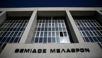 «Ναι μεν αλλά» από τους servicers  για τα δάνεια του νομου Κατσέλη: Παζάρι για τα αναδρομικά