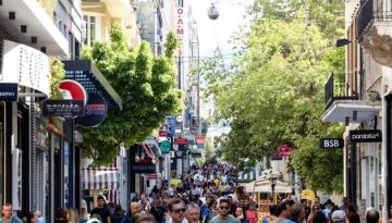 &Tau;&tau;&Epsilon;: &Alpha;ύ&xi;&eta;&sigma;&eta; 5,1% &sigma;&tau;&iota;&sigmaf; &tau;&iota;&mu;έ&sigmaf; &epsilon;&pi;&alpha;&gamma;&gamma;&epsilon;&lambda;&mu;&alpha;&tau;&iota;&kappa;ώ&nu; &alpha;&kappa;&iota;&nu;ή&tau;&omega;&nu; &ndash; &Eta; &epsilon;&iota;&kappa;ό&nu;&alpha; &gamma;&iota;&alpha; &gamma;&rho;&alpha;&phi;&epsilon;ί&alpha; &kappa;&alpha;&iota; &kappa;&alpha;&tau;&alpha;&sigma;&tau;ή&mu;&alpha;&tau;&alpha;