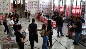 &Mu;ό&nu;&omicron; &tau;&omicron; 1 &sigma;&tau;&alpha; 10 &pi;&alpha;&iota;&delta;&iota;ά &alpha;&pi;ό &chi;&alpha;&mu;&eta;&lambda;ά &epsilon;&iota;&sigma;&omicron;&delta;&eta;&mu;&alpha;&tau;&iota;&kappa;ά &sigma;&tau;&rho;ώ&mu;&alpha;&tau;&alpha; &phi;&theta;ά&nu;&epsilon;&iota; &sigma;&tau;&eta;&nu; &alpha;&nu;ώ&tau;&alpha;&tau;&eta; &epsilon;&kappa;&pi;&alpha;ί&delta;&epsilon;&upsilon;&sigma;&eta;