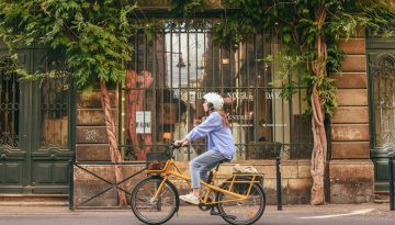 Η Γαλλία αντιμέτωπη με τη δημοσιονομική της βόμβα
