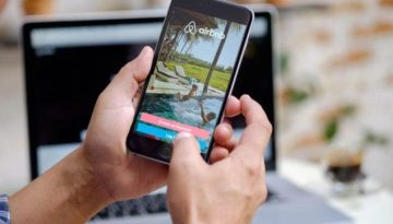 Airbnb: &Rho;&alpha;&beta;&alpha;&sigma;ά&kappa;&iota;&alpha; &tau;&eta;&sigmaf; E&phi;&omicron;&rho;ί&alpha;&sigmaf; &gamma;&iota;&alpha; &alpha;&delta;ή&lambda;&omega;&tau;&alpha; &epsilon;&iota;&sigma;&omicron;&delta;ή&mu;&alpha;&tau;&alpha; &ndash; &Omicron;&iota; &pi;&rho;&omicron;&theta;&epsilon;&sigma;&mu;ί&epsilon;&sigmaf; &gamma;&iota;&alpha; &delta;&iota;&omicron;&rho;&theta;ώ&sigma;&epsilon;&iota;&sigmaf;