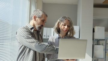 e-&Epsilon;&Phi;&Kappa;&Alpha;: &Tau;&alpha;&chi;ύ&tau;&epsilon;&rho;&eta; &alpha;&pi;&omicron;&nu;&omicron;&mu;ή &sigma;&upsilon;&nu;&tau;ά&xi;&epsilon;&omega;&nu; &kappa;&alpha;&iota; &kappa;&alpha;&lambda;ύ&tau;&epsilon;&rho;&eta; &epsilon;&xi;&upsilon;&pi;&eta;&rho;έ&tau;&eta;&sigma;&eta; &pi;&omicron;&lambda;&iota;&tau;ώ&nu; &phi;έ&rho;&nu;&epsilon;&iota; &eta; &psi;&eta;&phi;&iota;&omicron;&pi;&omicron;&iota;ή&sigma;&eta;