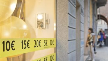 ΦΠΑ: Έως 100% πέρασαν οι μειώσεις στις τιμές καταναλωτή στην ΕΕ το 2022-2023