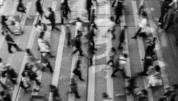 Η ακρίβεια «ροκανίζει» την αγοραστική δύναμη – O μέσος πραγματικός μισθός είναι 31% χαμηλότερος από το 2009