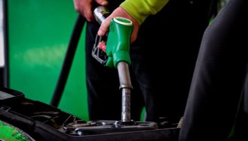 Fuel Pass 2026: Μέχρι πότε μπορούν οι ωφελούμενοι να χρησιμοποιήσουν το voucher για τα καύσιμα