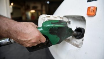 ΑΑΔΕ: Υποχρεωτική η αναγραφή ΑΦΜ πελάτη στα απλοποιημένα τιμολόγια χονδρικής στα καύσιμα