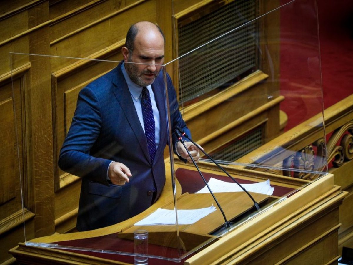 Μαρκόπουλος στο ΕΡΤnews Radio 105,8: Με ολιστική προσέγγιση οι ελαφρύνσεις και οι παροχές στη ΔΕΘ – Έχουμε δείξει τον δρόμο, αύξηση εισοδήματος και μείωση φόρων