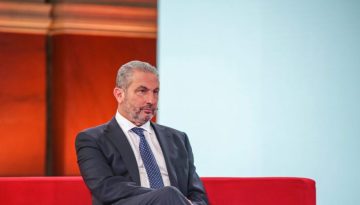 Εξάρχου: Μια ανατροπή μπορεί να οδηγήσει την οικονομία πίσω στο 2010