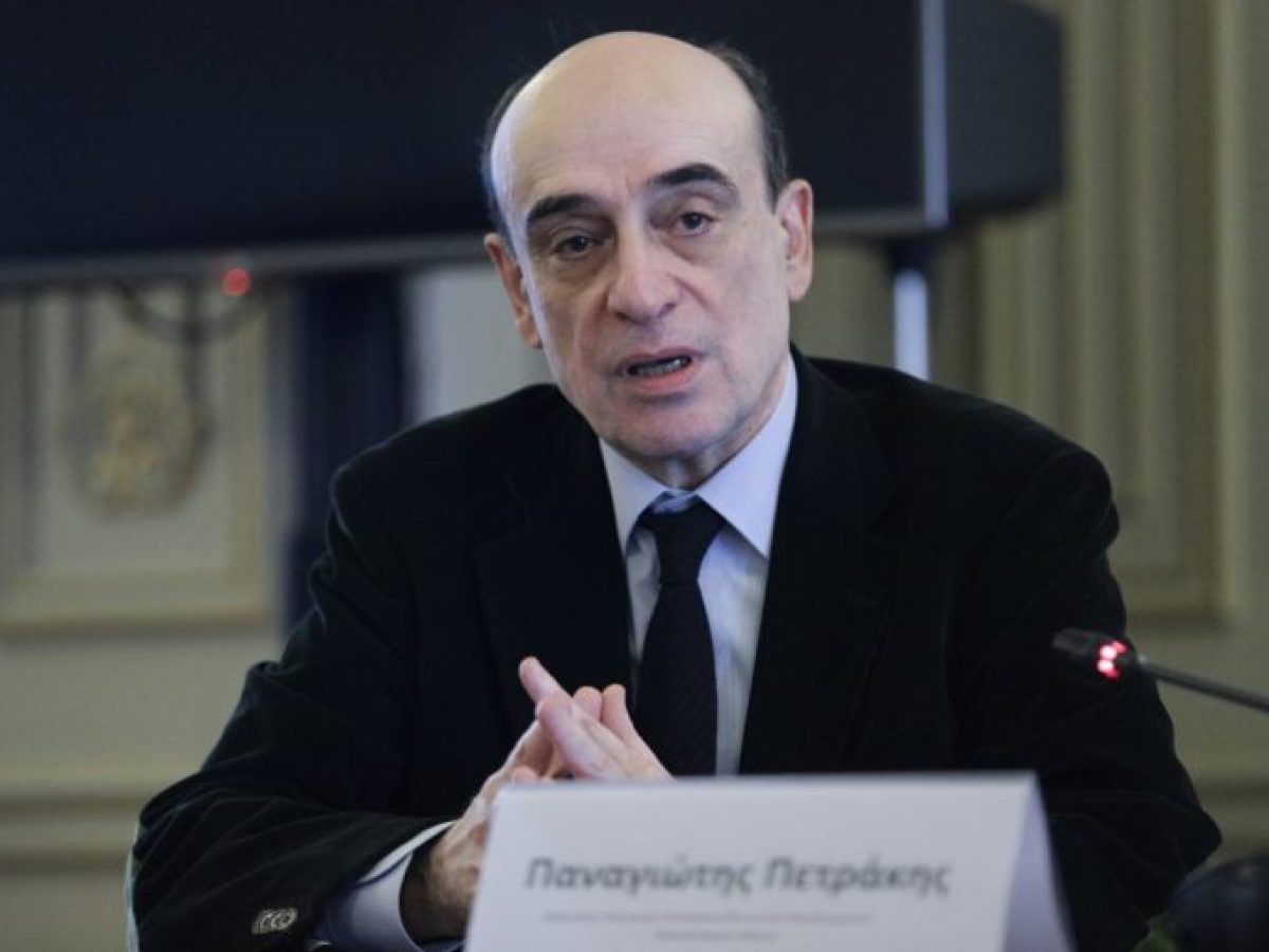 Πετράκης στο ΕΡΤnews Radio 105,8: Από 80 έως 90 δολάρια το πετρέλαιο το 2027 – Στο 3,8% ο πληθωρισμός