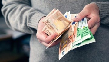 &Omicron; &laquo;&chi;ά&rho;&tau;&eta;&sigmaf;&raquo; &tau;&omega;&nu; &pi;&lambda;&eta;&rho;&omega;&mu;ώ&nu; &alpha;&pi;ό &tau;&omicron;&nu; e-&Epsilon;&Phi;&Kappa;&Alpha; &kappa;&alpha;&iota; &tau;&eta; &Delta;&Upsilon;&Pi;&Alpha; έ&omega;&sigmaf; &tau;&iota;&sigmaf; 19 &Iota;&omicron;&upsilon;&nu;ί&omicron;&upsilon;