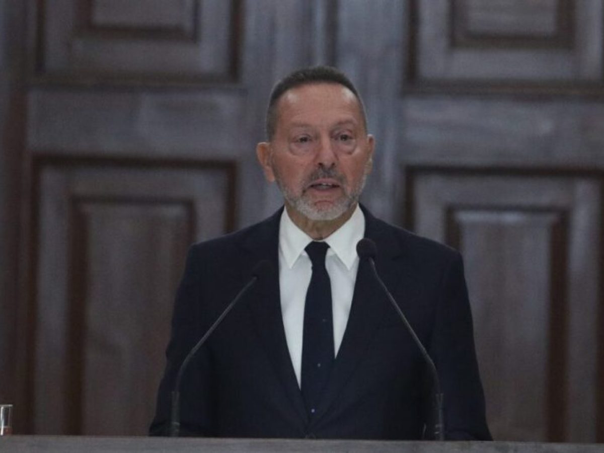 Ο Στουρνάρας εντοπίζει κίνδυνο για τις συντάξεις στο μέλλον και βλέπει ρόλο για τα επαγγελματικά ταμεία