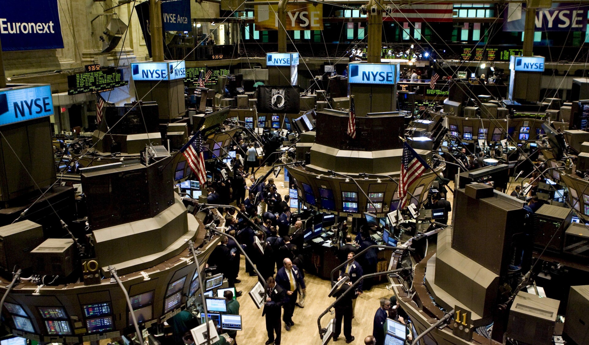 wall-street-2-1