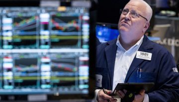 Wall Street: Μικρές πιέσεις στους δείκτες με απώλειες 160 μονάδων για Dow και ανησυχίες για το Ιράν