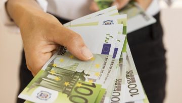 Ανοίγουν οι στρόφιγγες δανείων για ΜμΕ και νοικοκυριά – Τι γίνεται με τα επιτόκια