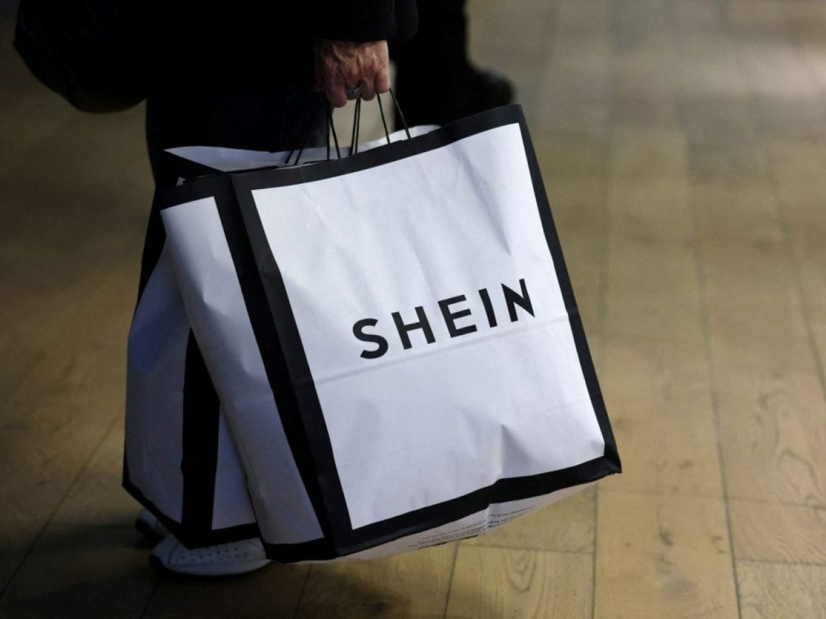 Ποιος πληρώνει τελικά τα 3 ευρώ που μπήκαν σε Shein-Temu; | ΤΟ ΒΗΜΑ