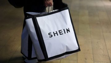 Ποιος πληρώνει τελικά τα 3 ευρώ που μπήκαν σε Shein-Temu; | ΤΟ ΒΗΜΑ