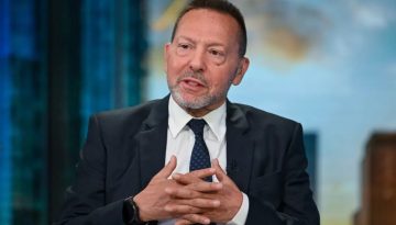 Τράπεζα της Ελλάδος: Πάνω από 8,5 εκατ. τουρίστες στο α’ πεντάμηνο