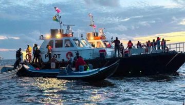 Δεκάδες αγνοούμενοι μετά τη βύθιση φέριμποτ με 116 επιβάτες στον Ατλαντικό (pics)