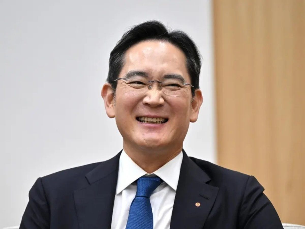 Mega deal Samsung – Broadcom ύψους 200 δισ. δολαρίων για την επόμενη γενιά ημιαγωγών AI