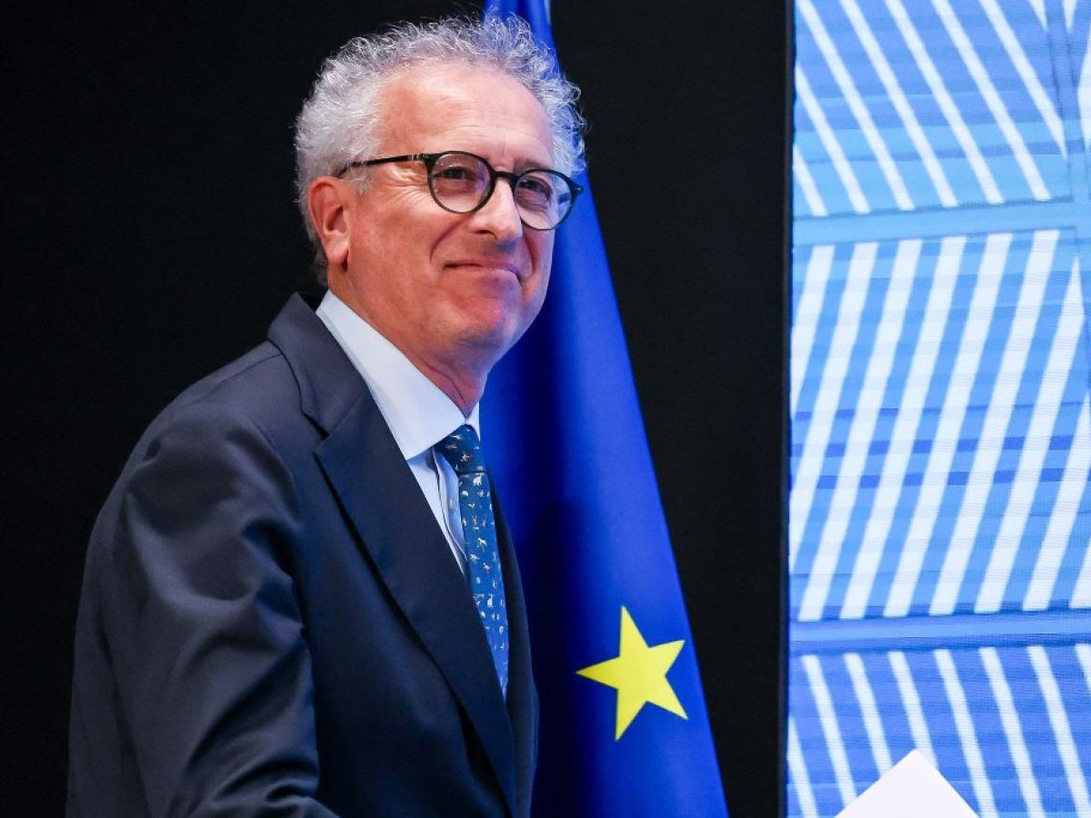 ESM: Η Ελλάδα πέρασε το «stress test» του χρέους – Μείωση ακόμη και στο δυσμενές σενάριο την επόμενη 10ετία
