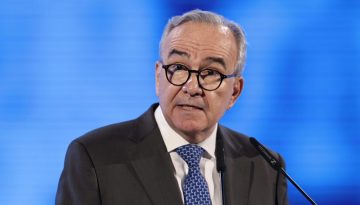 Παπαθανάσης: Δεν θα χαθεί ούτε ευρώ από το Ταμείο Ανάκαμψης, το ΠΑΣΟΚ αρνείται να δει την πραγματικότητα