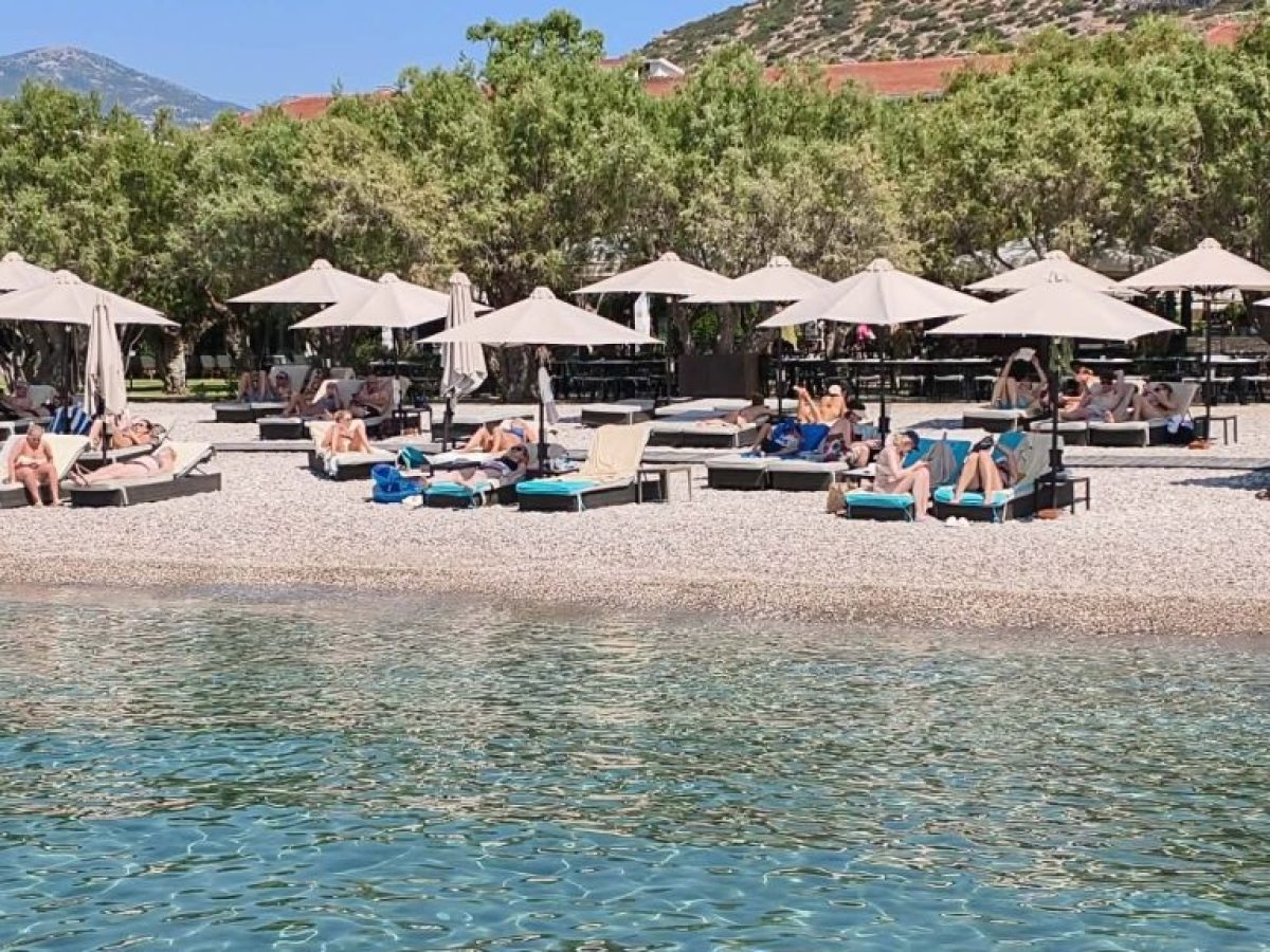 Σάμος: Οι Βρετανοί ξεπέρασαν τους Γερμανούς – Το 2026 εξελίσσεται σε χρονιά-ορόσημο για τον τουρισμό