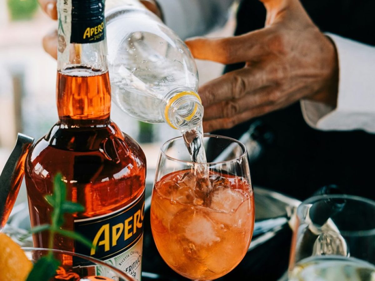 Η Campari αντεπιτίθεται για να μη χάσει την πατέντα του Aperol