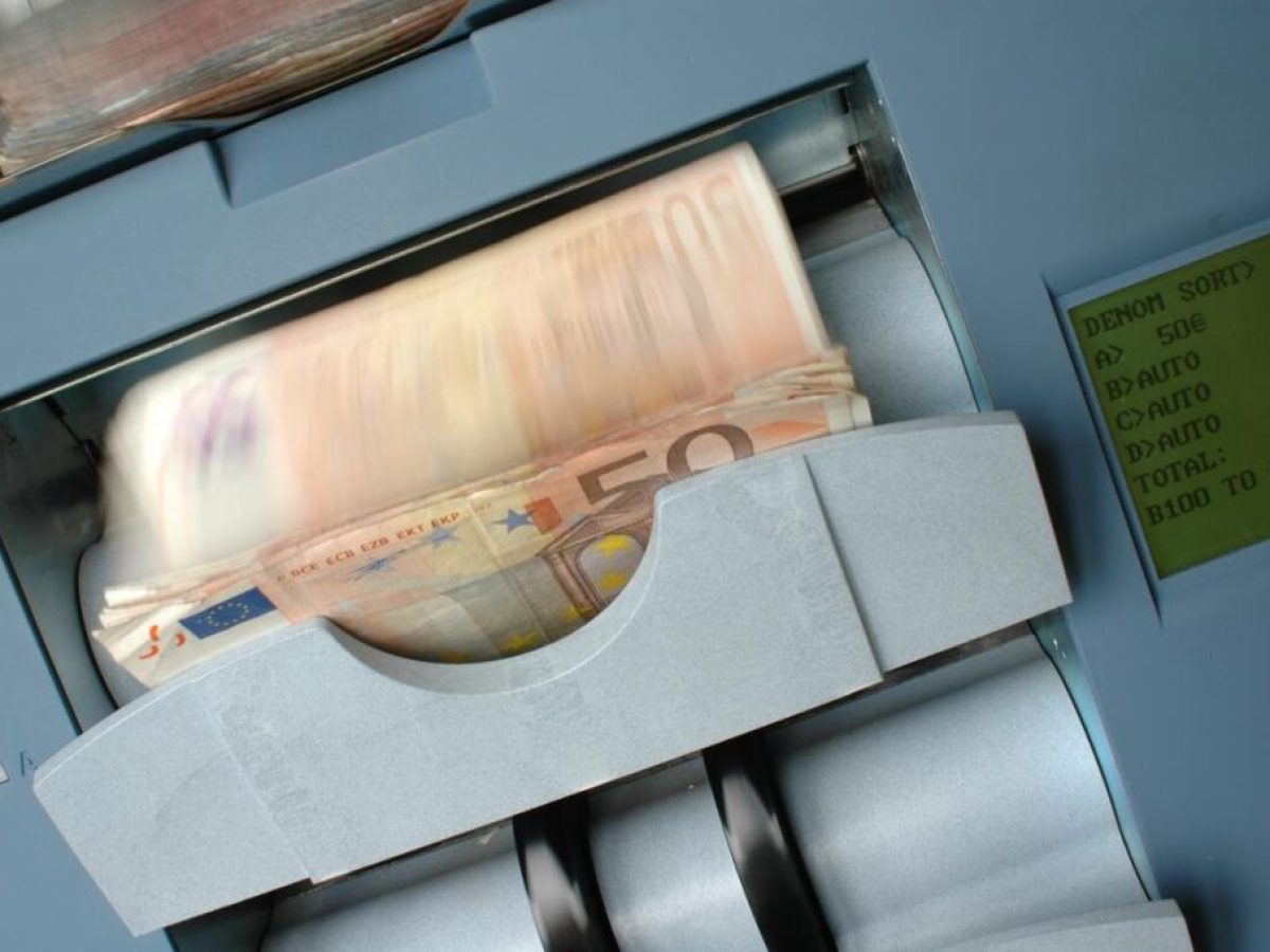 Ανοίγει αύριο (27/7) ο νέος εξωδικαστικός μηχανισμός: Ρύθμιση χρεών από 5.000 ευρώ σε έως 420 δόσεις