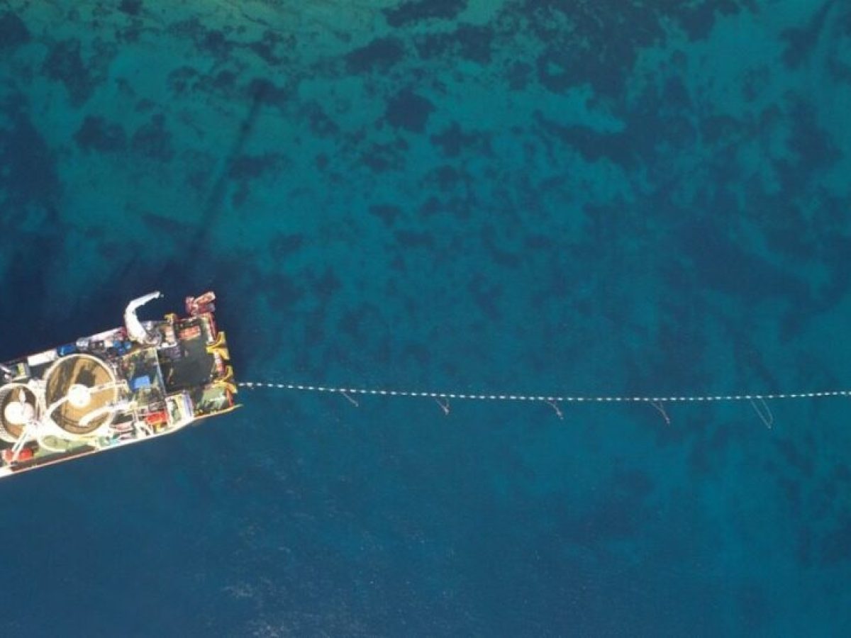ΑΔΜΗΕ: Ολοκληρώθηκε η κατασκευή της ηλεκτρικής διασύνδεσης νοτίων Κυκλάδων