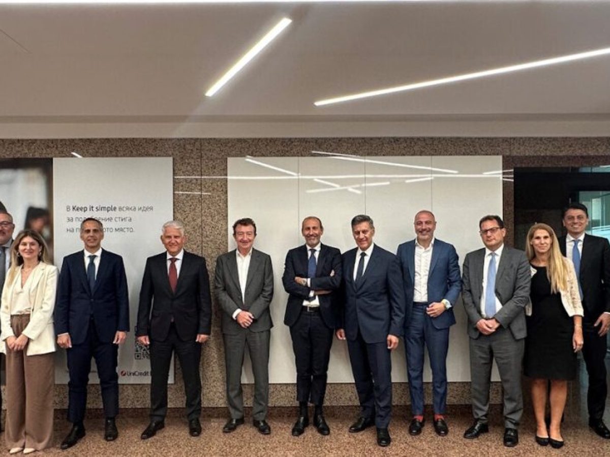UniCredit και Alpha Bank ενισχύουν τη συνεργασία τους σε περιφερειακές αγορές