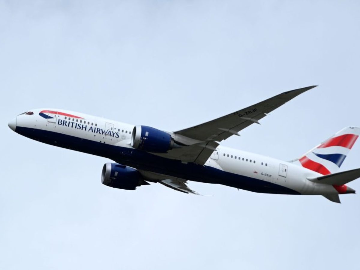 IAG: Πτώση κερδών λόγω καυσίμων και Μέσης Ανατολής – Φρένο στην ανάπτυξη της British Airways