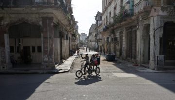 Κούβα: Κοσμογονία με άνοιγμα σε ιδιώτες για τομείς της Οικονομίας – Στο κράτος υγεία, ασφάλεια και εκπαίδευση