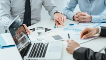 ΔΥΠΑ: Ανοίγουν 1.000 θέσεις για πτυχιούχους με μισθό έως 1.250 ευρώ